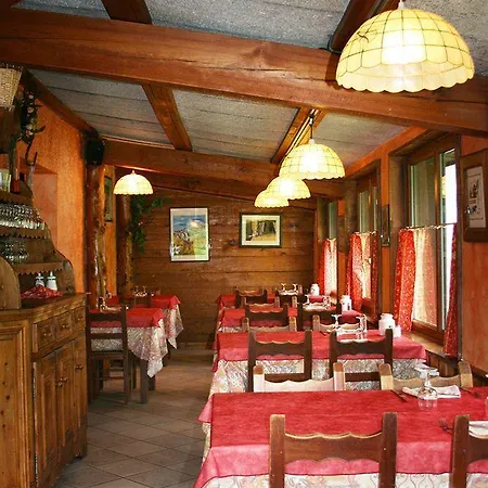 Hotel L'equipe 3*